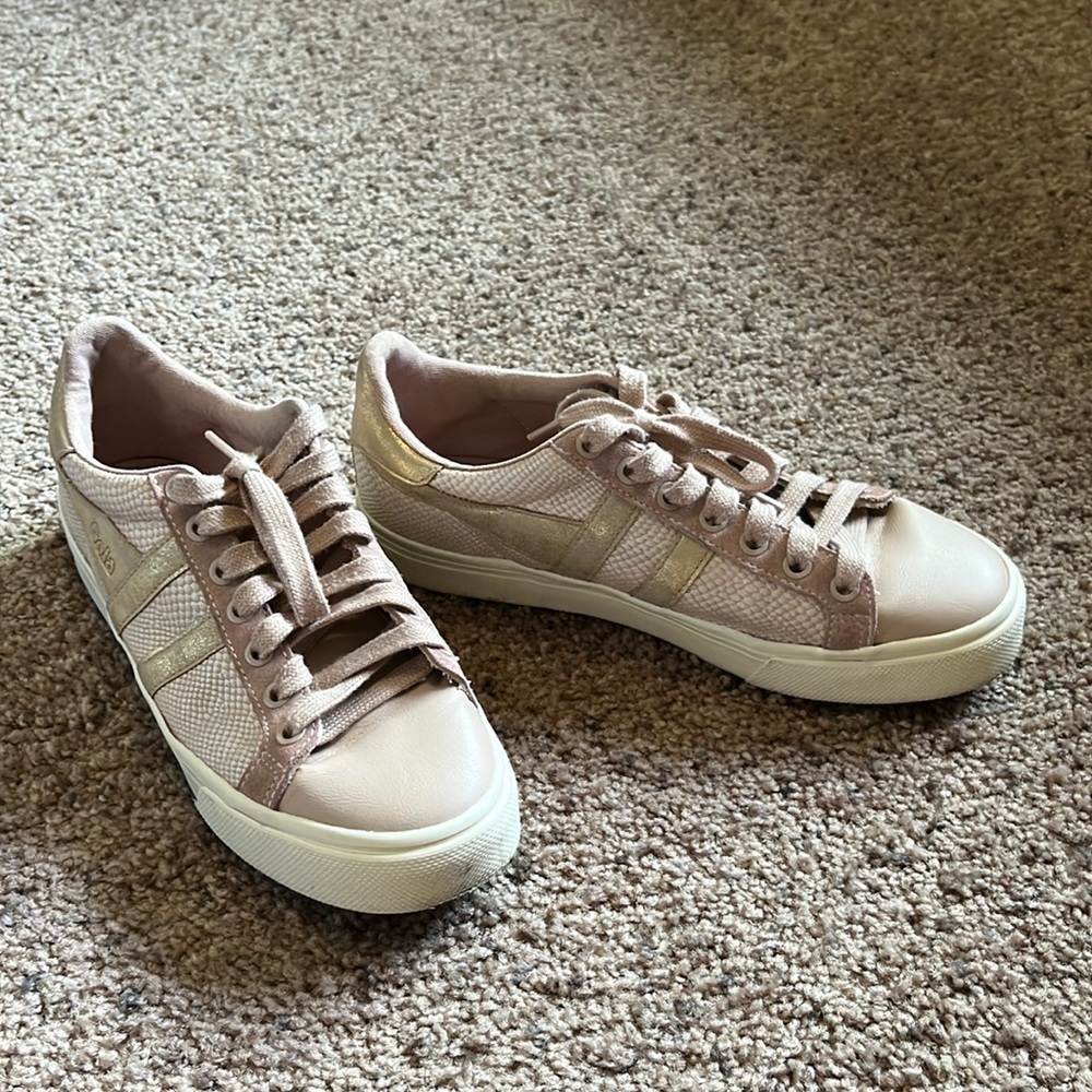 Blush color Gola sneakers